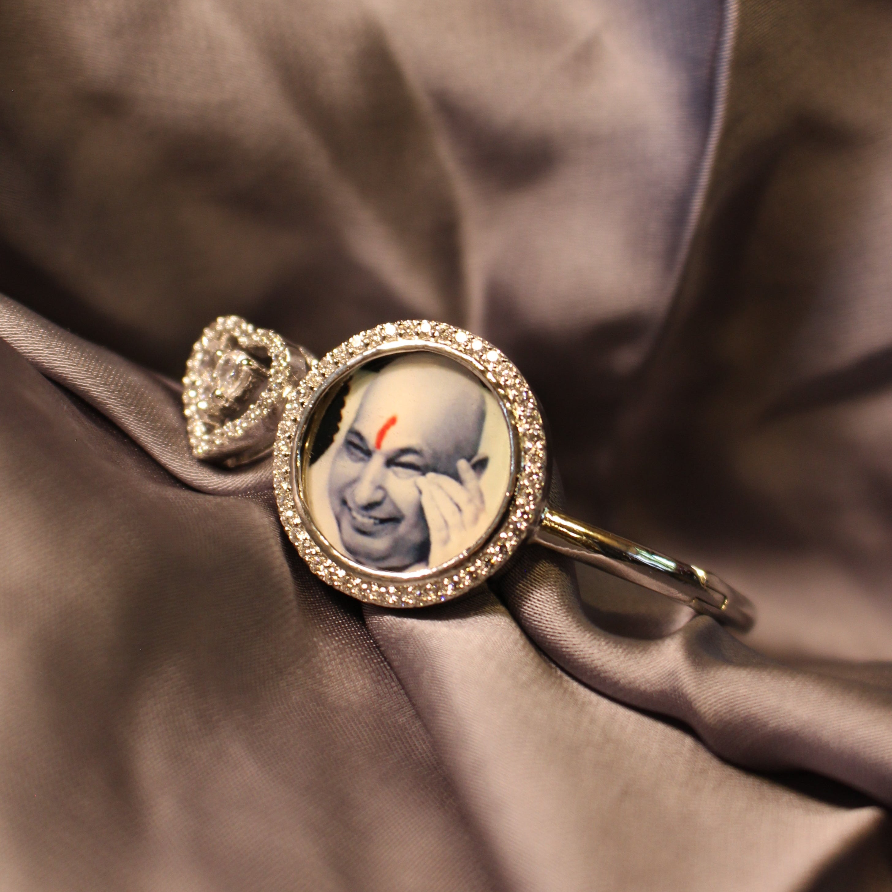 Guruji Bangle with Swarovski Border